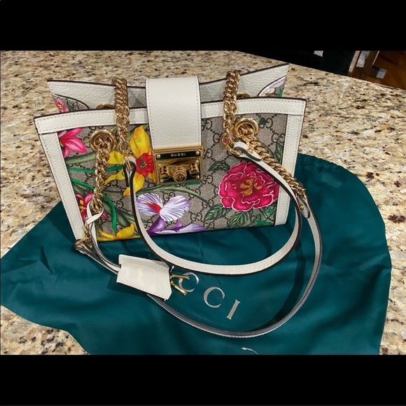 Gucci GG Flora Shoulder Bag - Picture 8 of 13